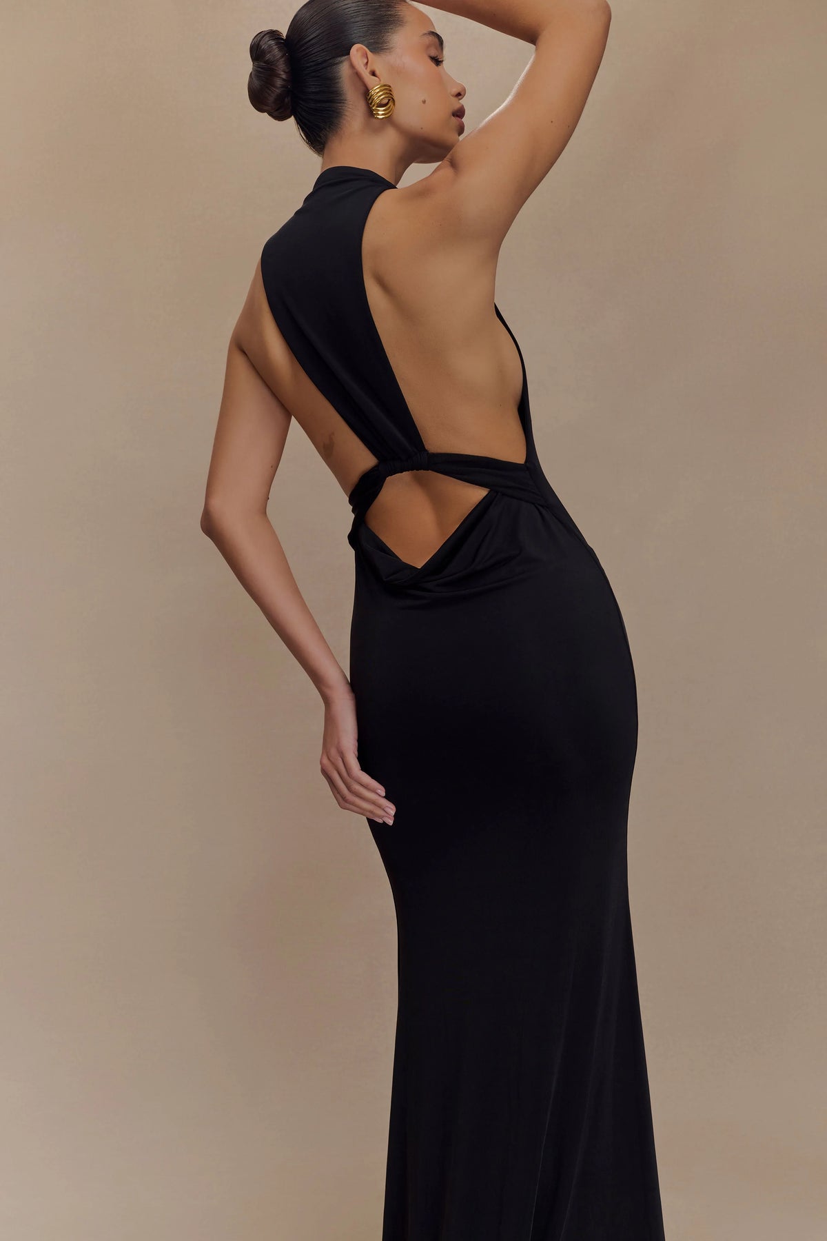 Elke Slinky V Neck Maxi Dress - Black